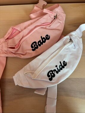 'Babe' & 'Bride' Fanny Packs - 7 Babes, 1 Bride
